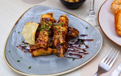 Manilva on a Plate: What to Eat, Where to Live